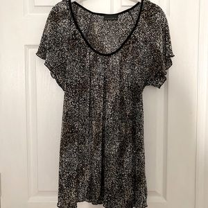 Flowy top with sequins